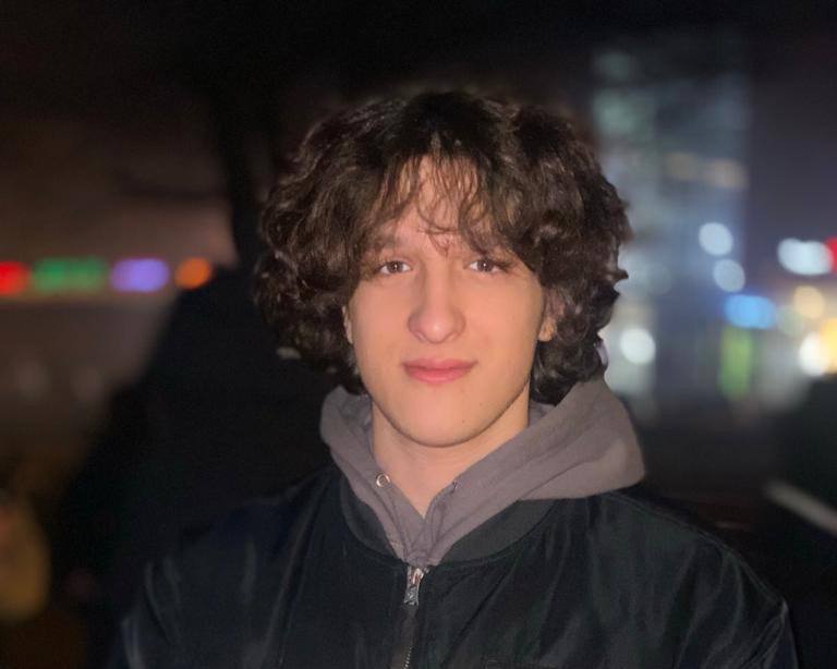 Profilová fotografie Maksym P.